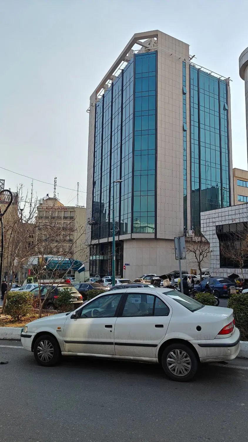 210متر مغازه ملک و سرقفلی سهروردی اپادانا