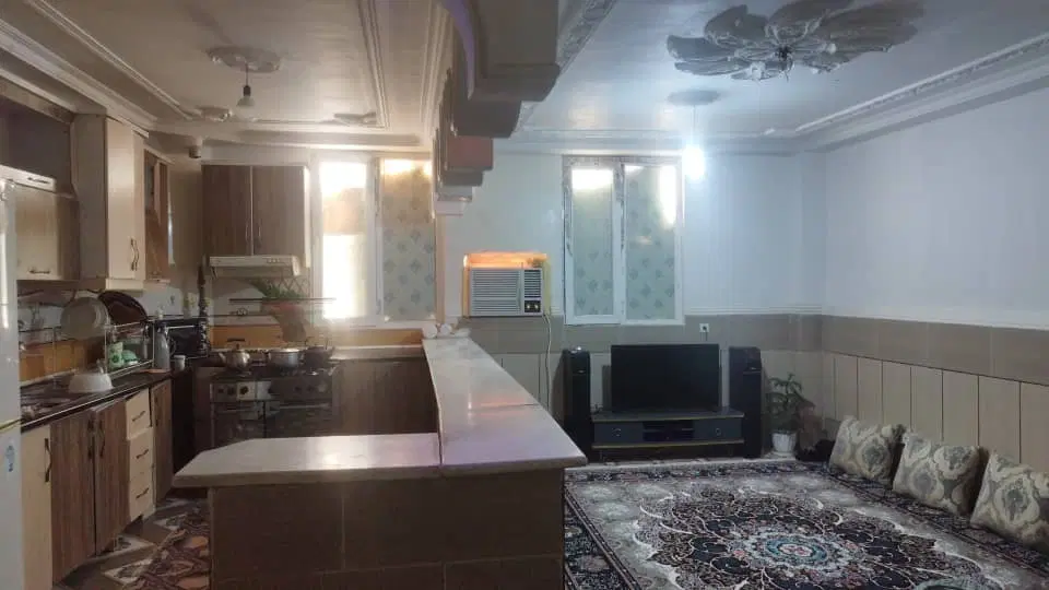 مسکن مهر طبقه پایین حیاط جدا