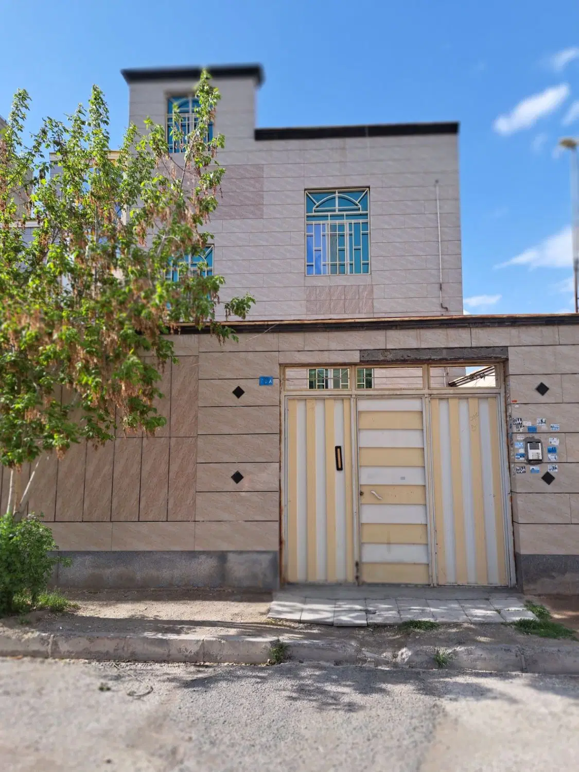 یک واحد از یک خونه مستقلی به متراژ ۷۰