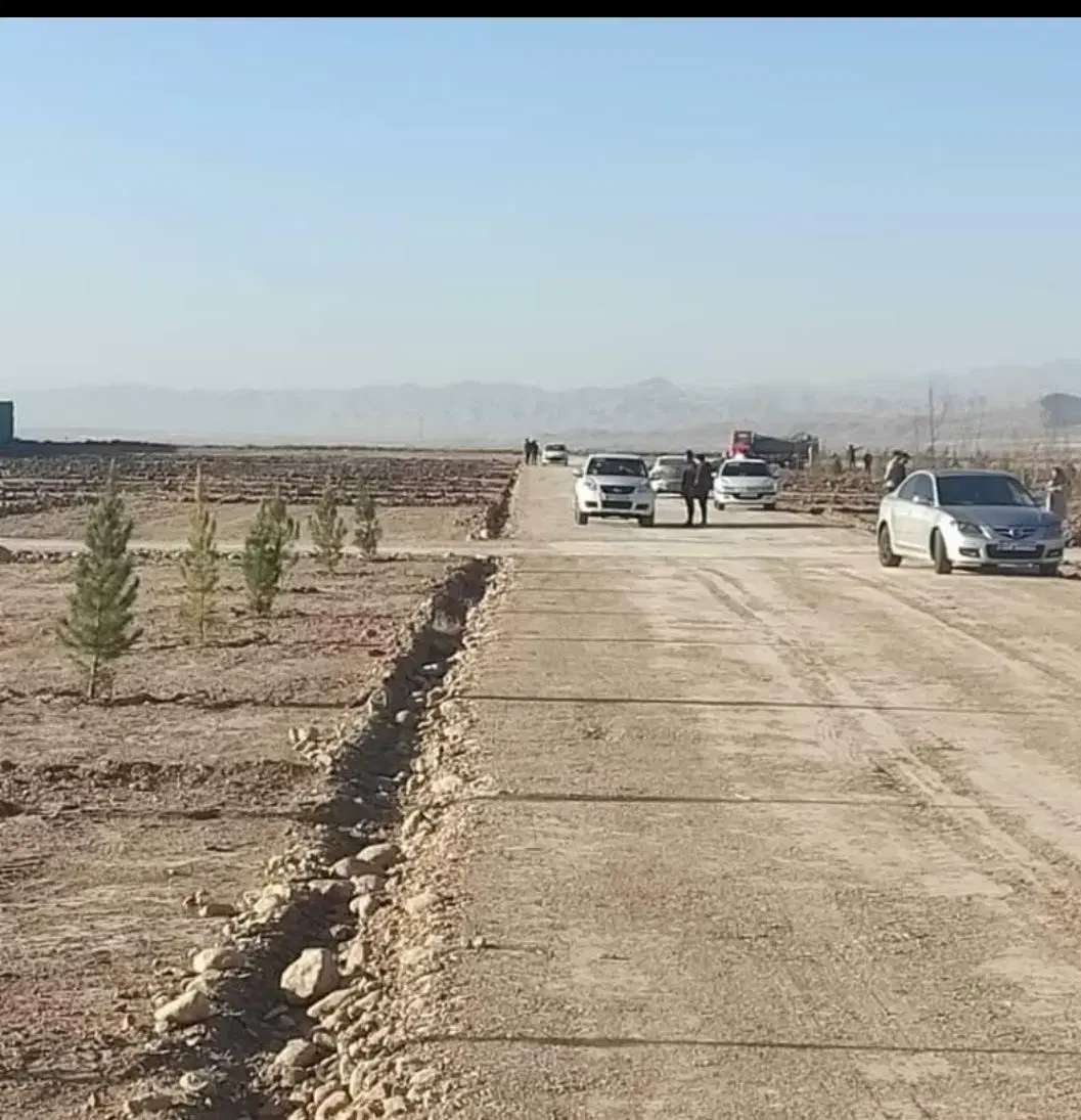 زمین 450 متری با آب و سند ملکی