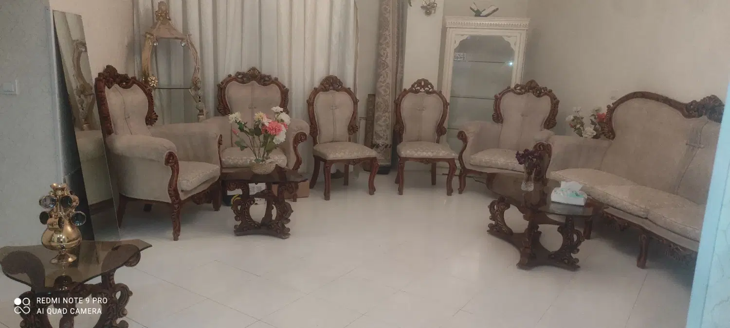واحد ۸۰ متری طبقه۲