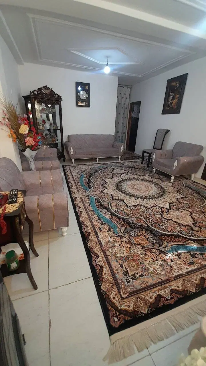 76متر_راه مستقل _نزدیک استخر_نزدیک بازارچه