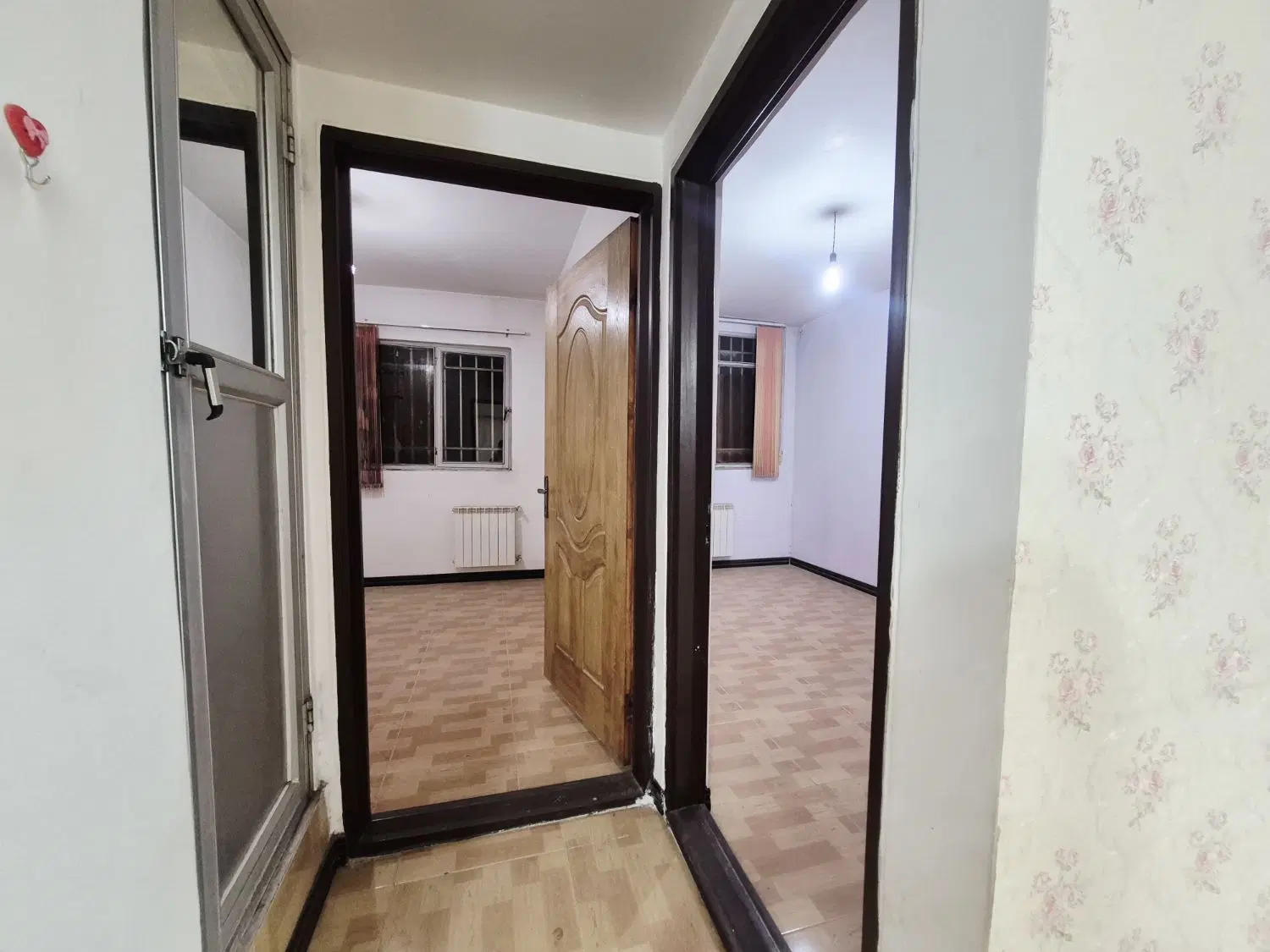 خانه اجاره ای ابتدای خیابان گلدشت