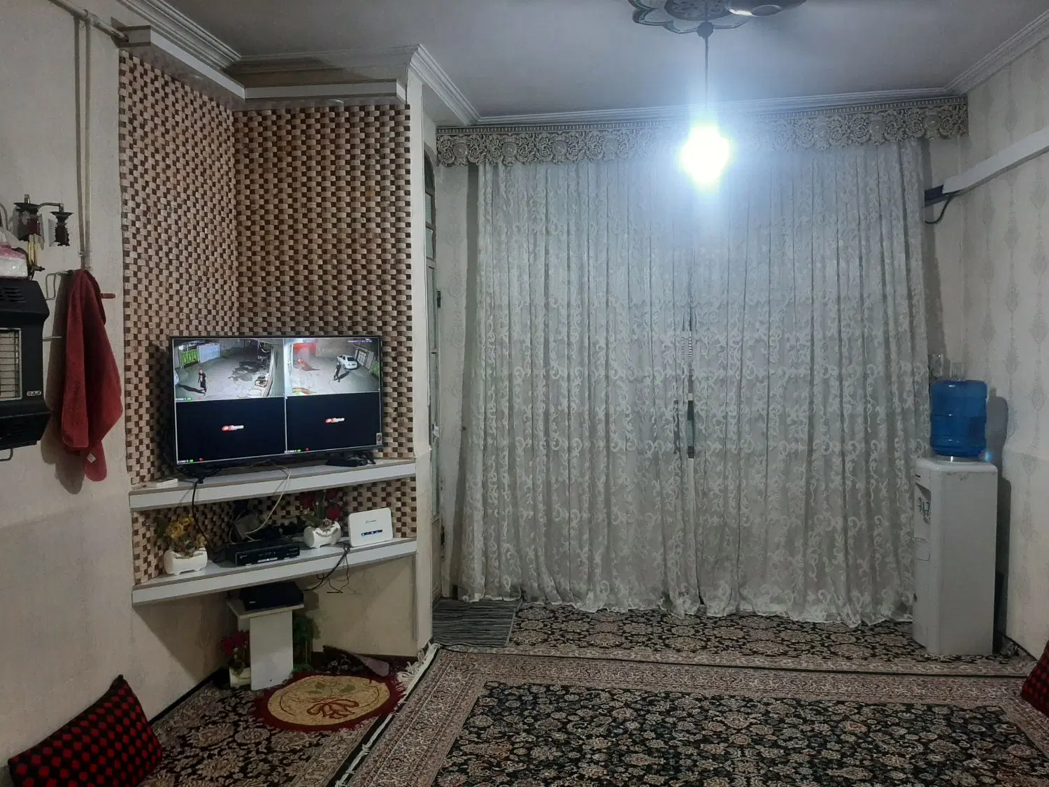 منزل دو طبقه پشت شهرداری قدیم