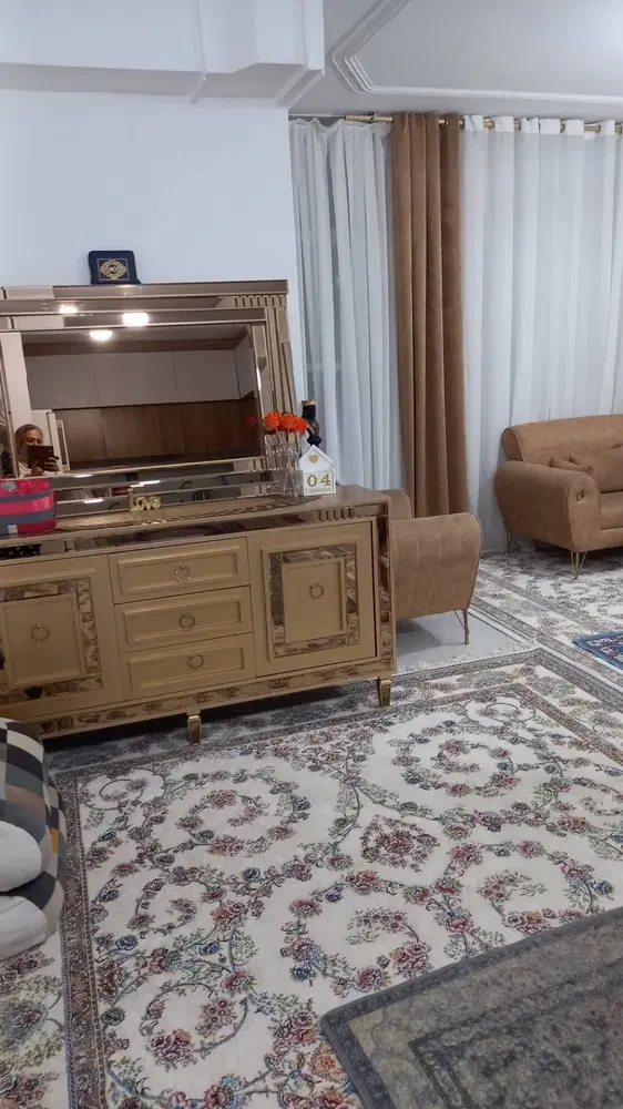 اجاره مسکونی(هشت بهشت)