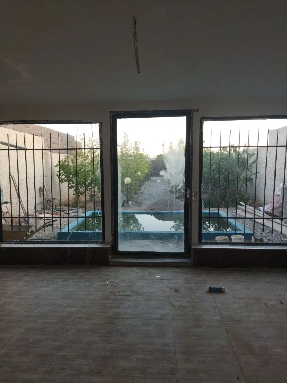 باغچه فروشی