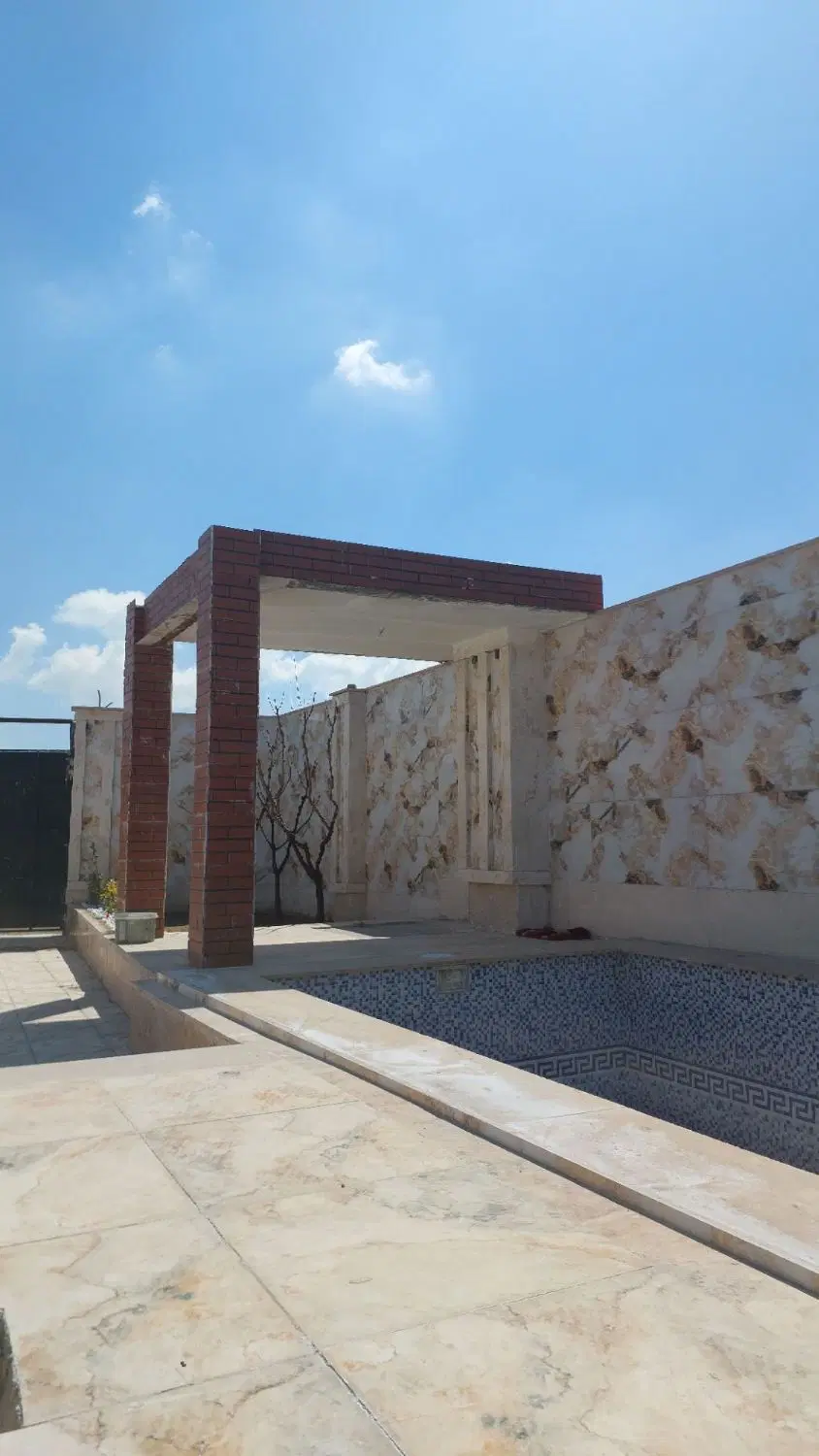 باغچه ۲۱۰متری