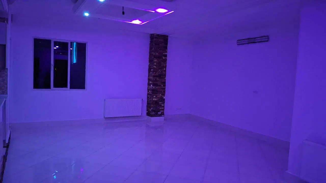 اپارتمان تک واحدی بر 20 متری غربا