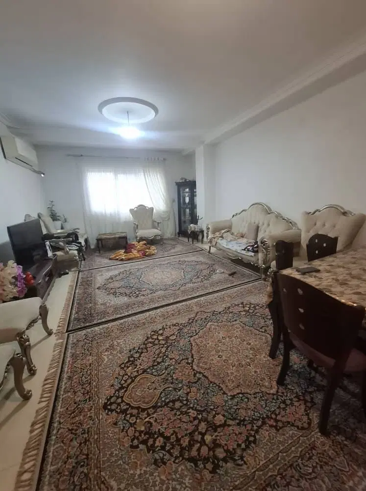 اجاره آپارتمان 92 متر تولم شهر( خیابان بسیج )