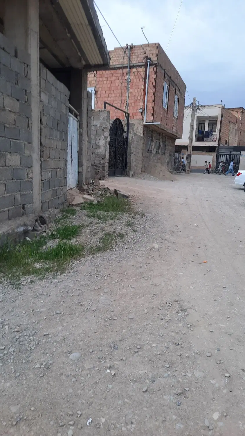 زمین  ۱۰۰ متری هشتگرد قاسم آباد بزرگ