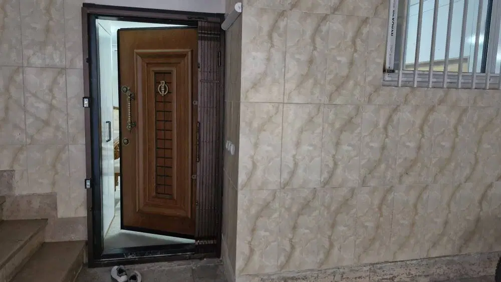 64 متر بازسازی شده