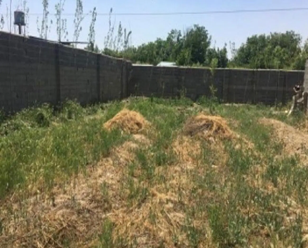 زمین ۴دیواری