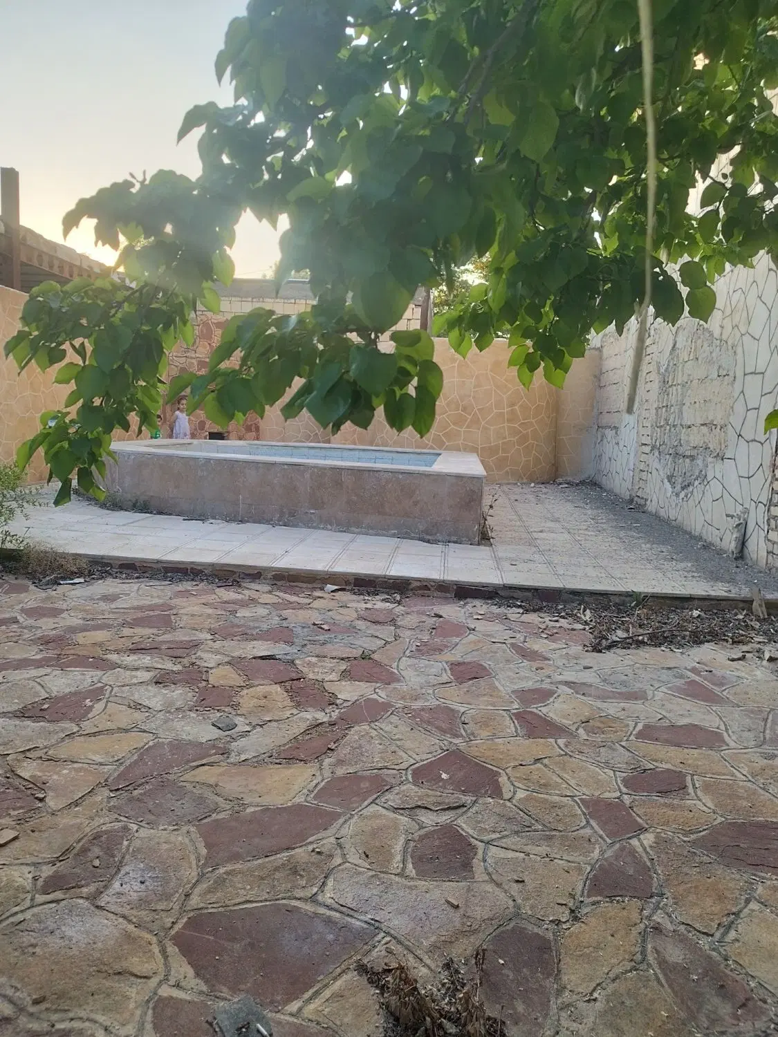 زمین 120متر