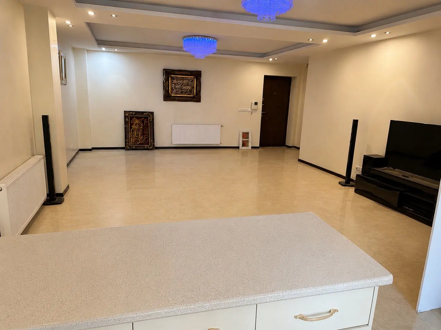 ۱۰۳ متر دوخواب، نورگیر جنوبی، خوش نقشه