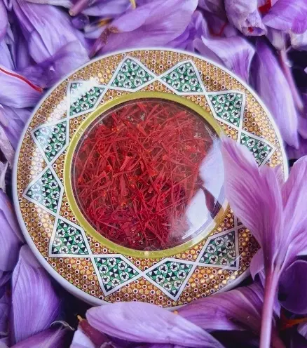 اجاره زمین آبی زعفران