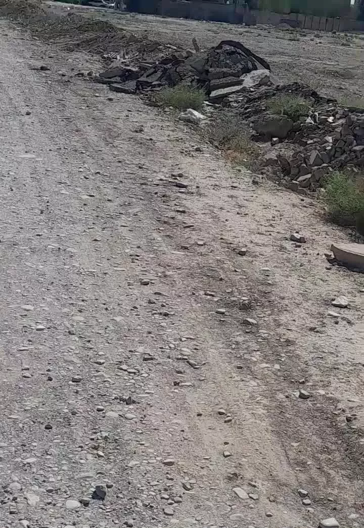 زمین فروشی . کلنگی . باغچه