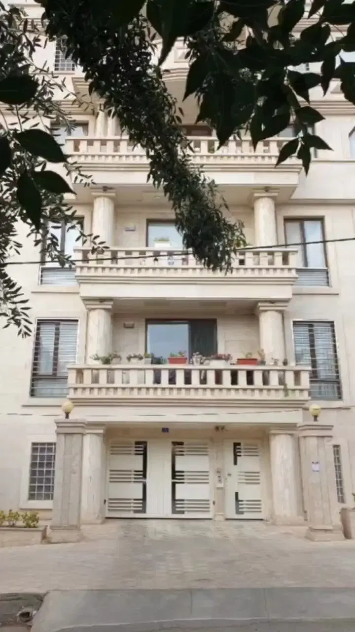 رهن واجاره آپارتمان زیباوبی نظیردرمهستان فا۲محله۱
