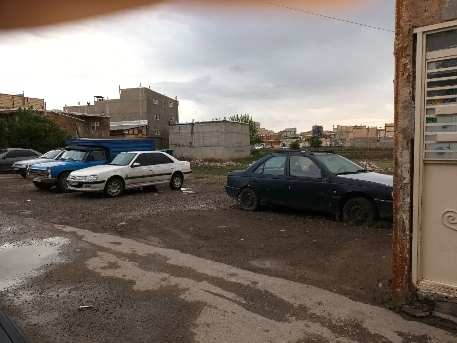 زمین با متراژ ۱۵۲