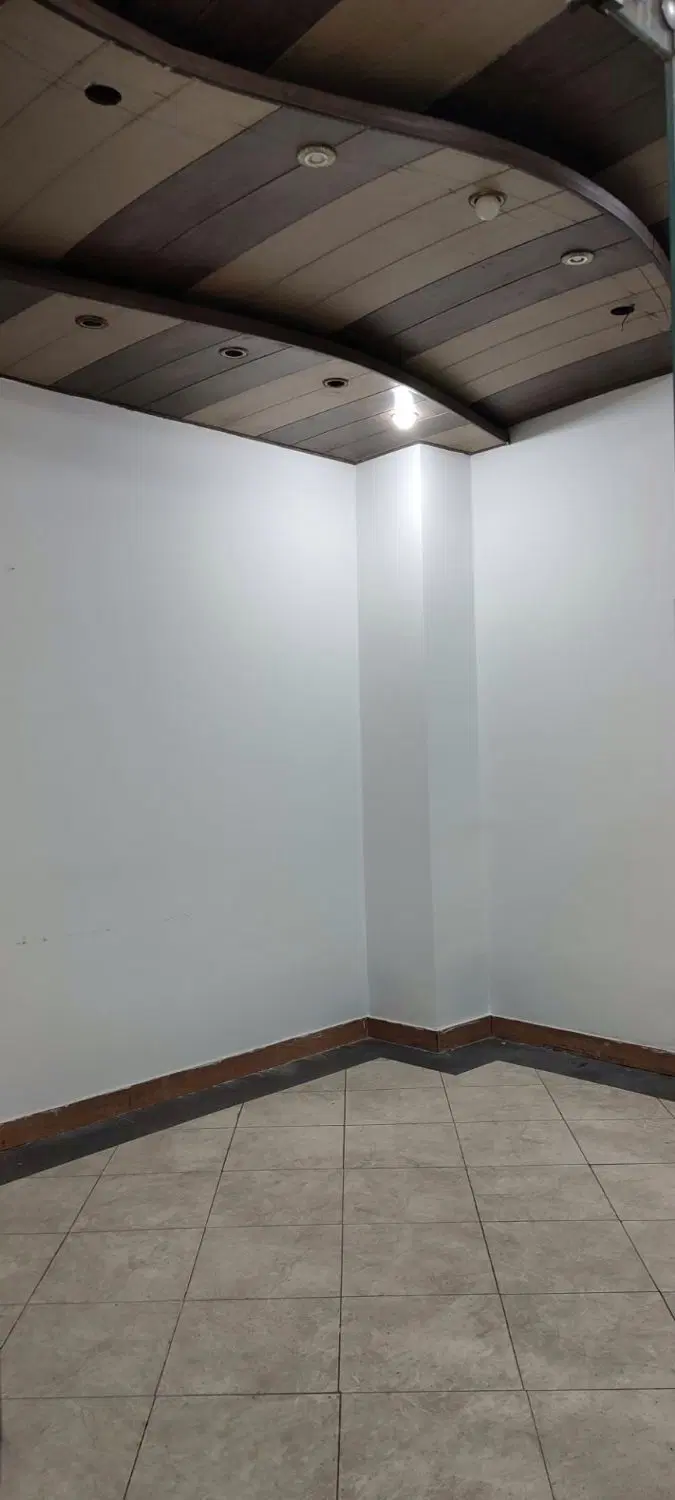 رهن و اجاره یک باب مغازه تجاری اداری متراژ 14متر
