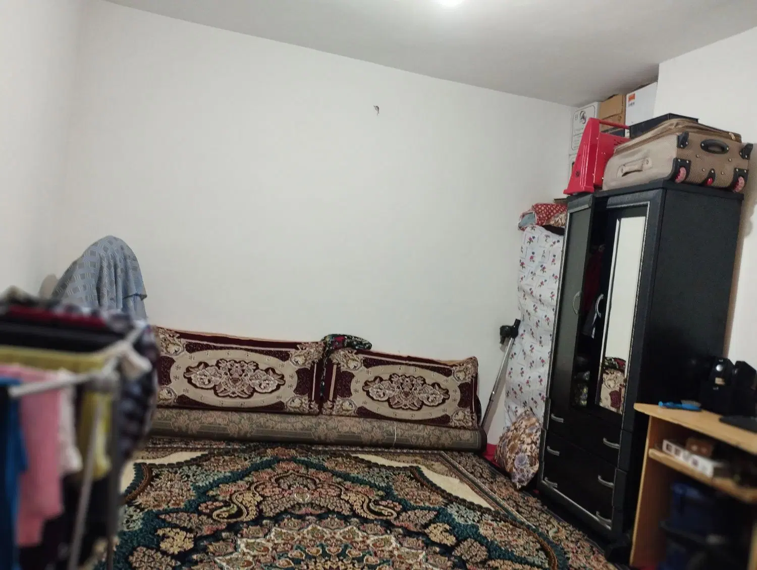 واحد ۷۰ متری بلوار فروردین