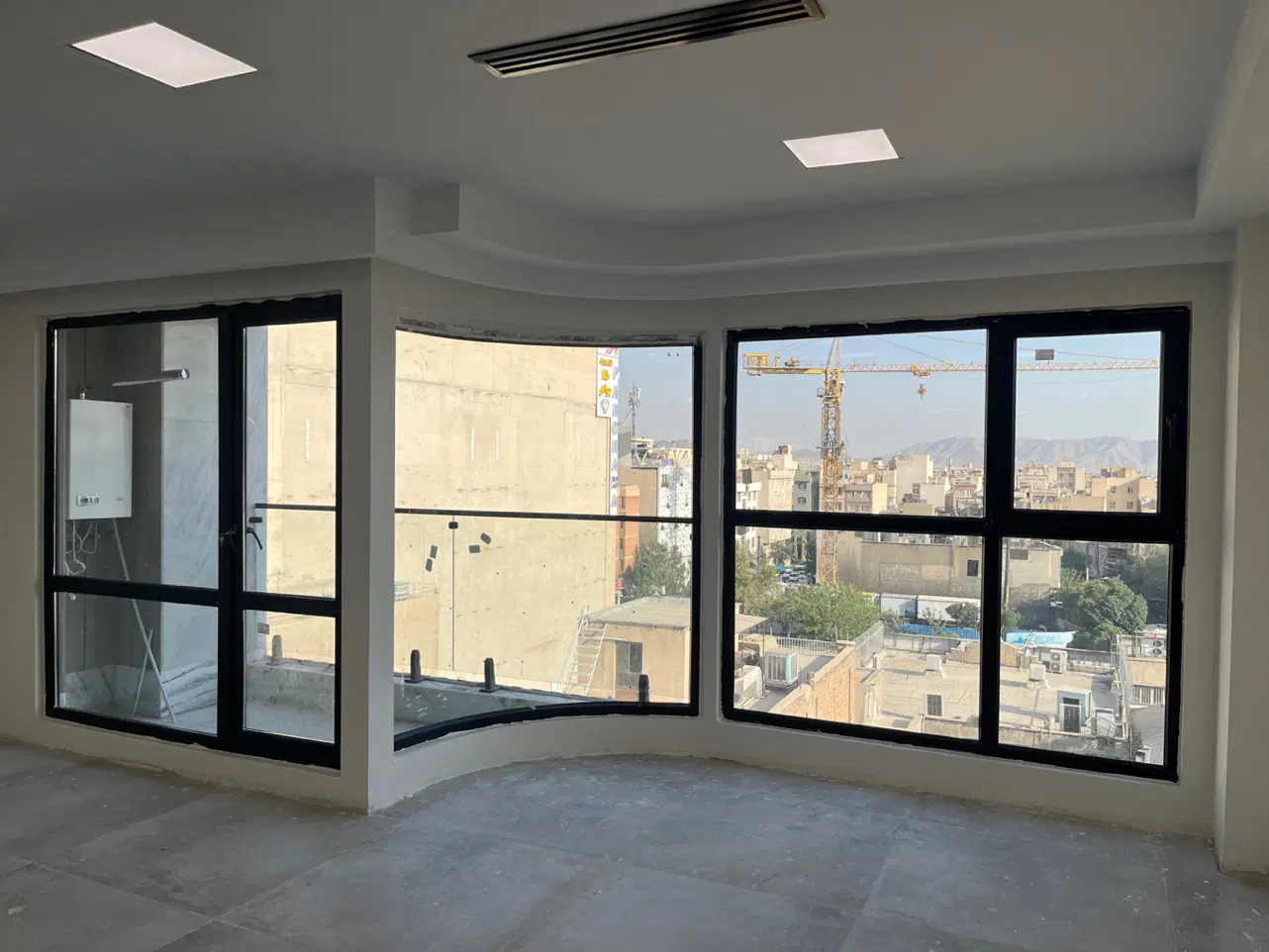 آپارتمان موقعیت اداری خیابان پیروزی