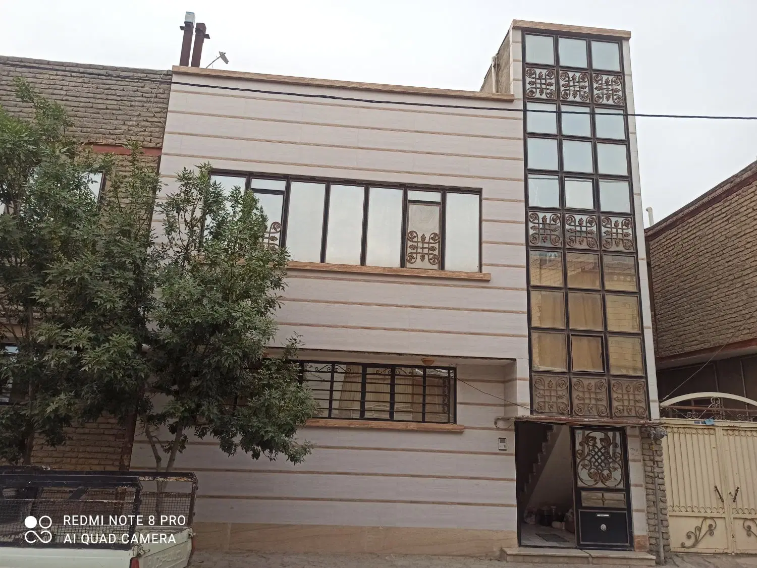 دوطبقه ولی عصر