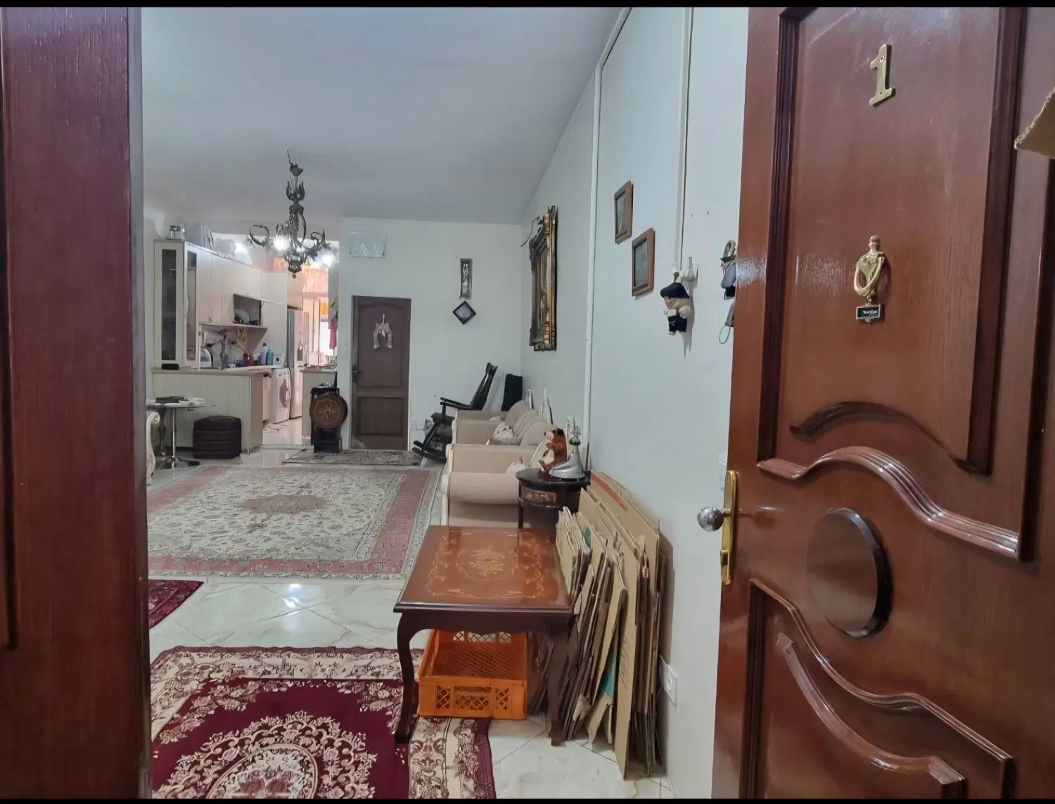 واحد ۶۰ متری همکف بدون پله