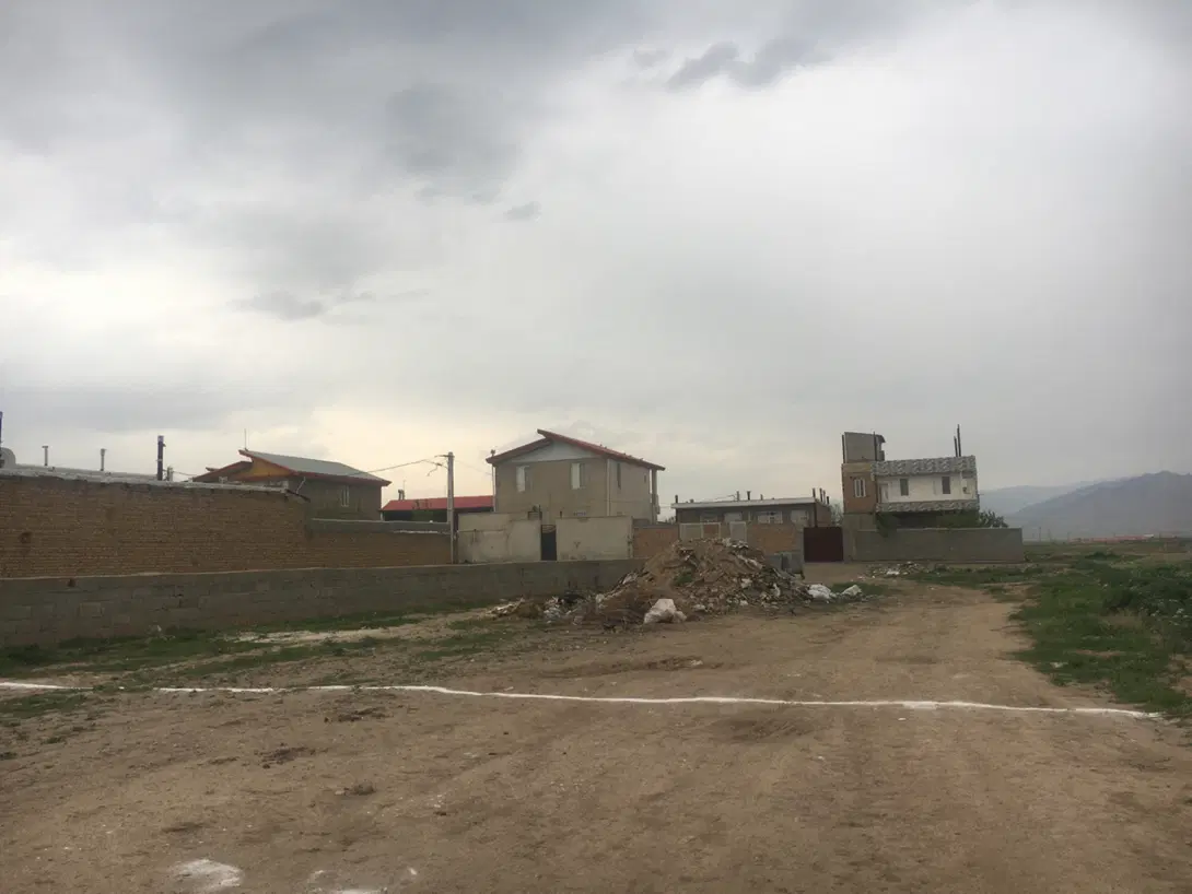 زمین مسکونی