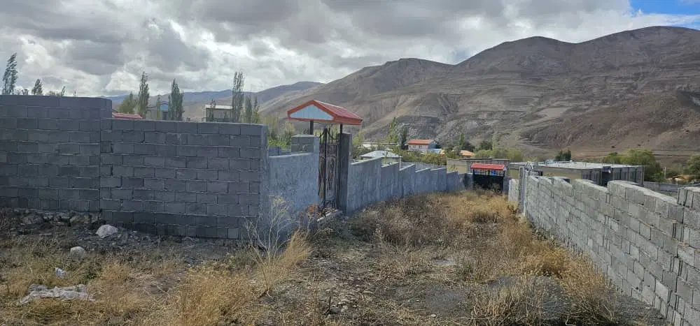 زمین سند دار )چهار دیواری)