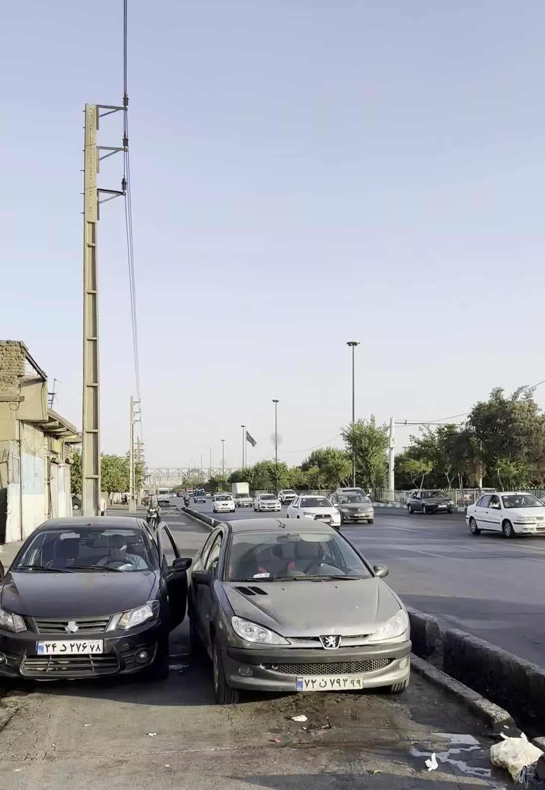 اجاره مغازه ۶۵ متری با ارتفاع سقف عالی با امکانات
