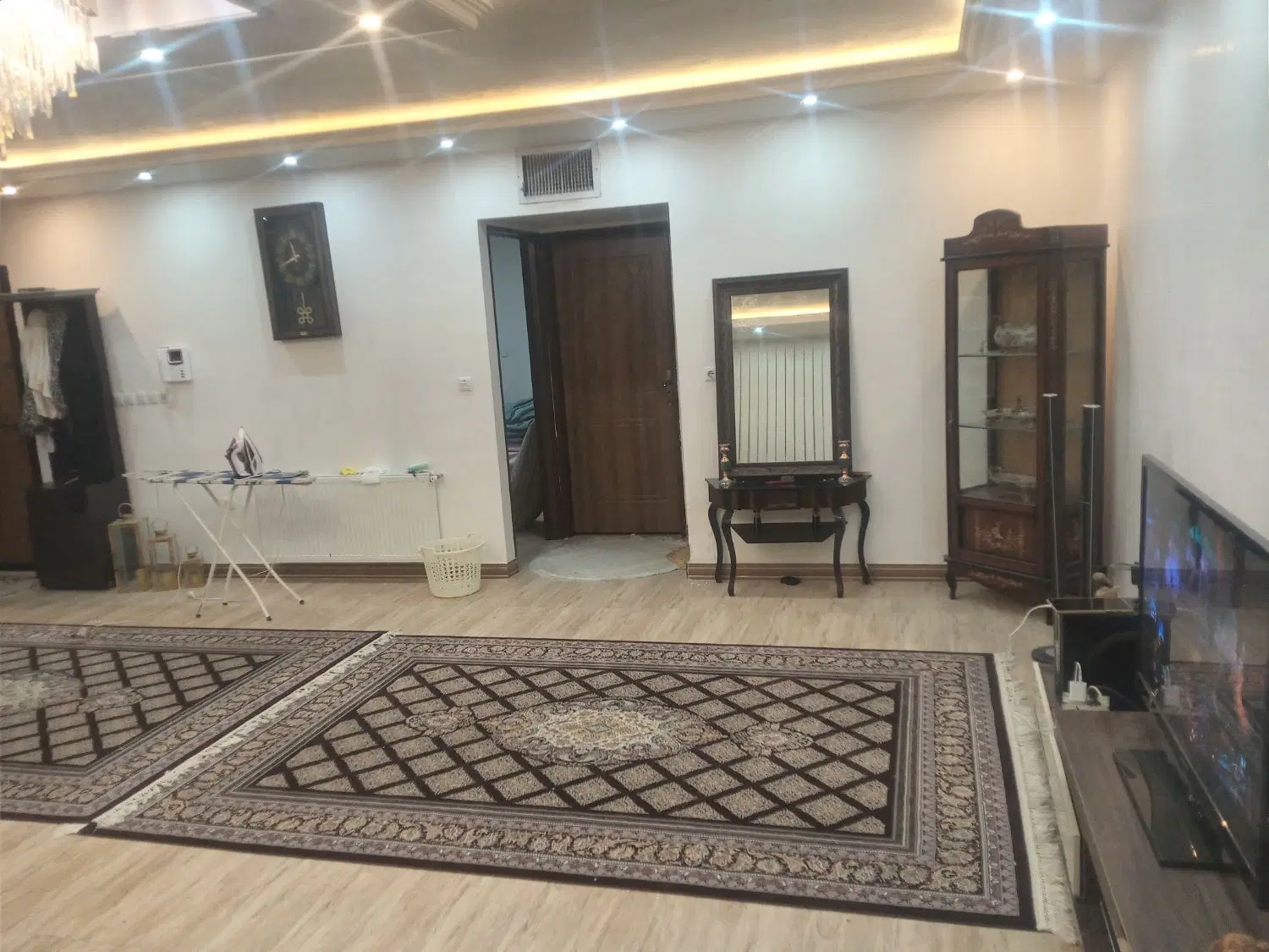 آپارتمان ۱۱۸ متری شهرک قایم