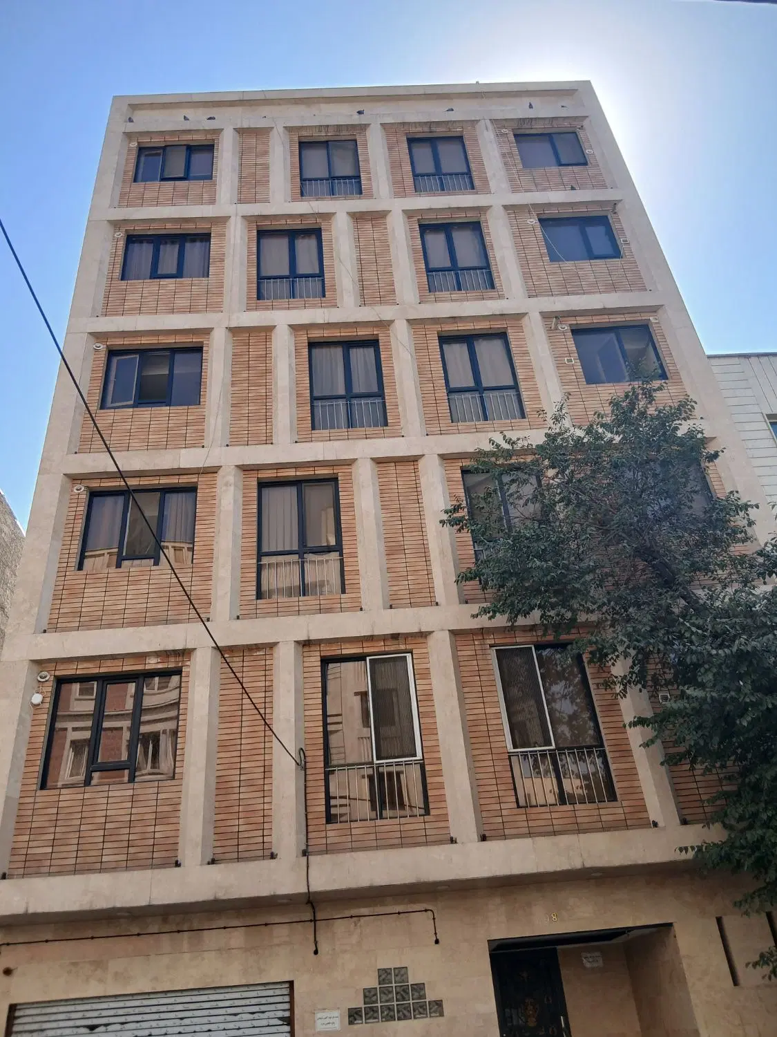اپارتمان ۶۸ متری ۲ خوابه فول