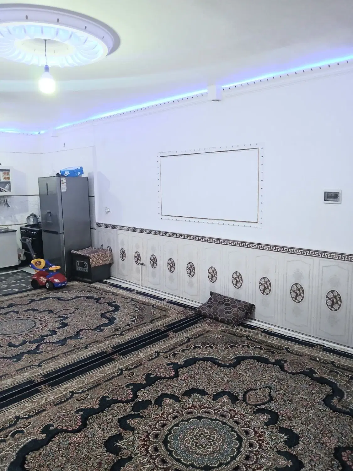 خانه صد متری ویلایی اگهی کامل بخون