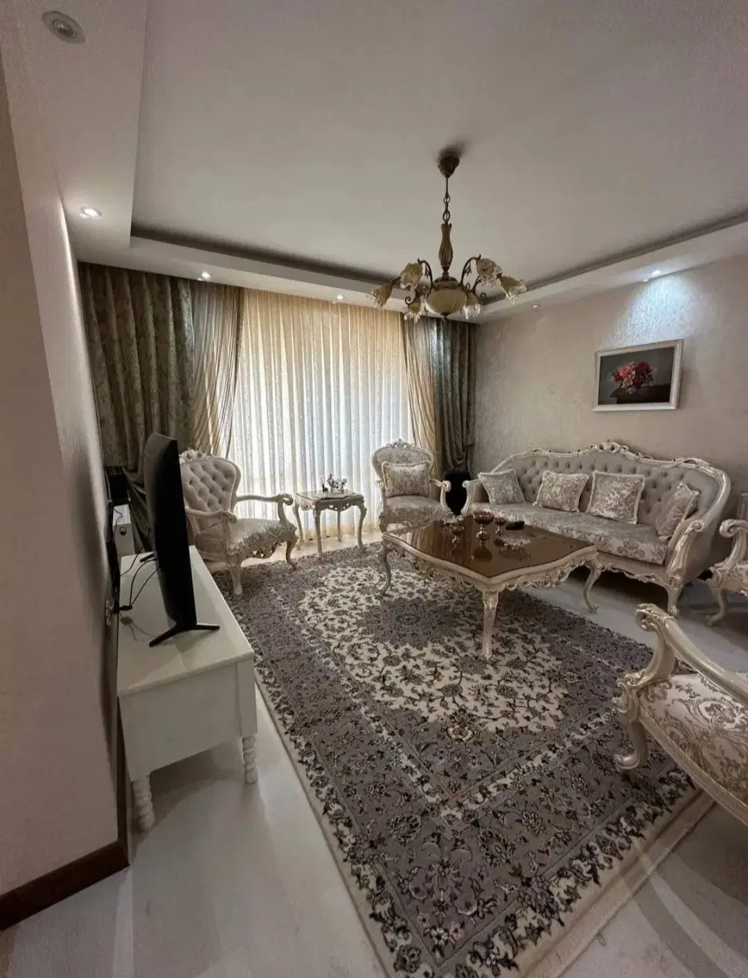 ۷۰ متر آپارتمان __ سالن پرده خور __ فروش تهرانسر
