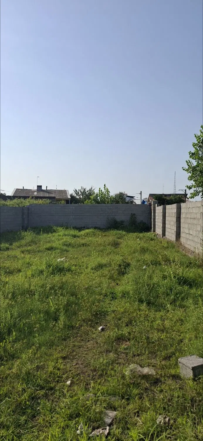 ۱پلاک زمین ۲۰۰ متری و۲پلاک۱۰۰متری مسکونی بندرانزلی