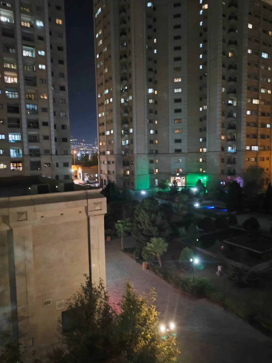 مجتمع مسکونی باغ آفتاب ۲۲