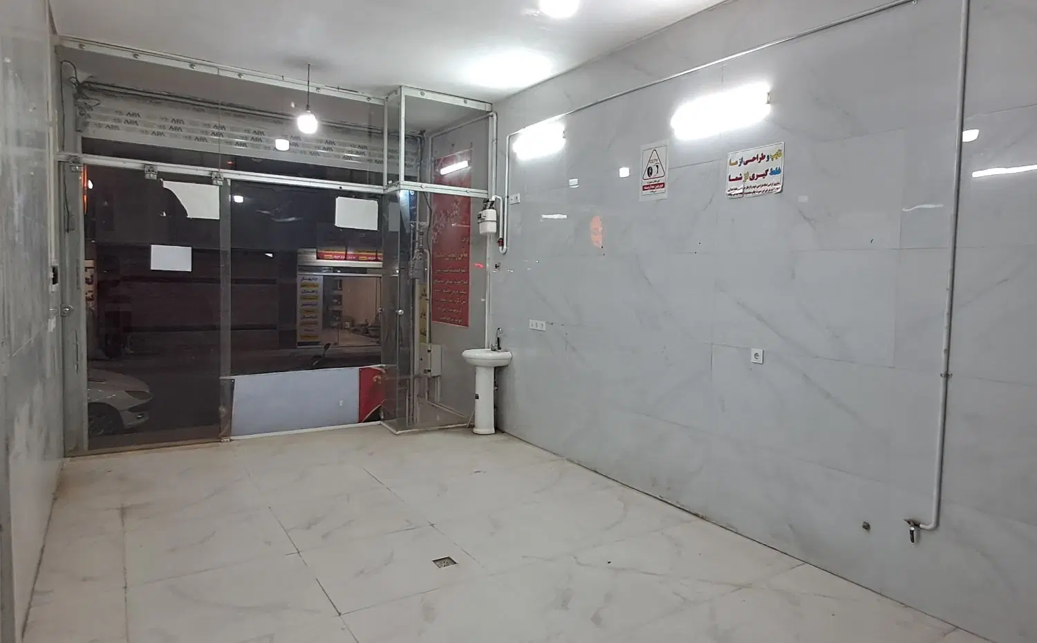اجاره مغازه_ 40 متر _ سه ملکشهر خیابان آزادی