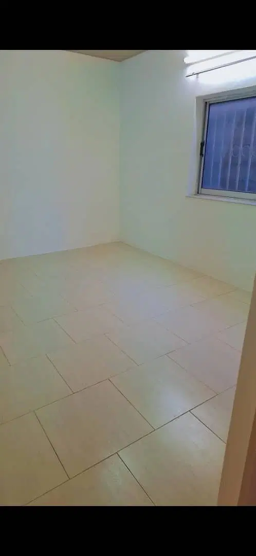 خونه دربستی ۱۱۰بنا تخلیه آماده سکونت(قاسمی املاک)