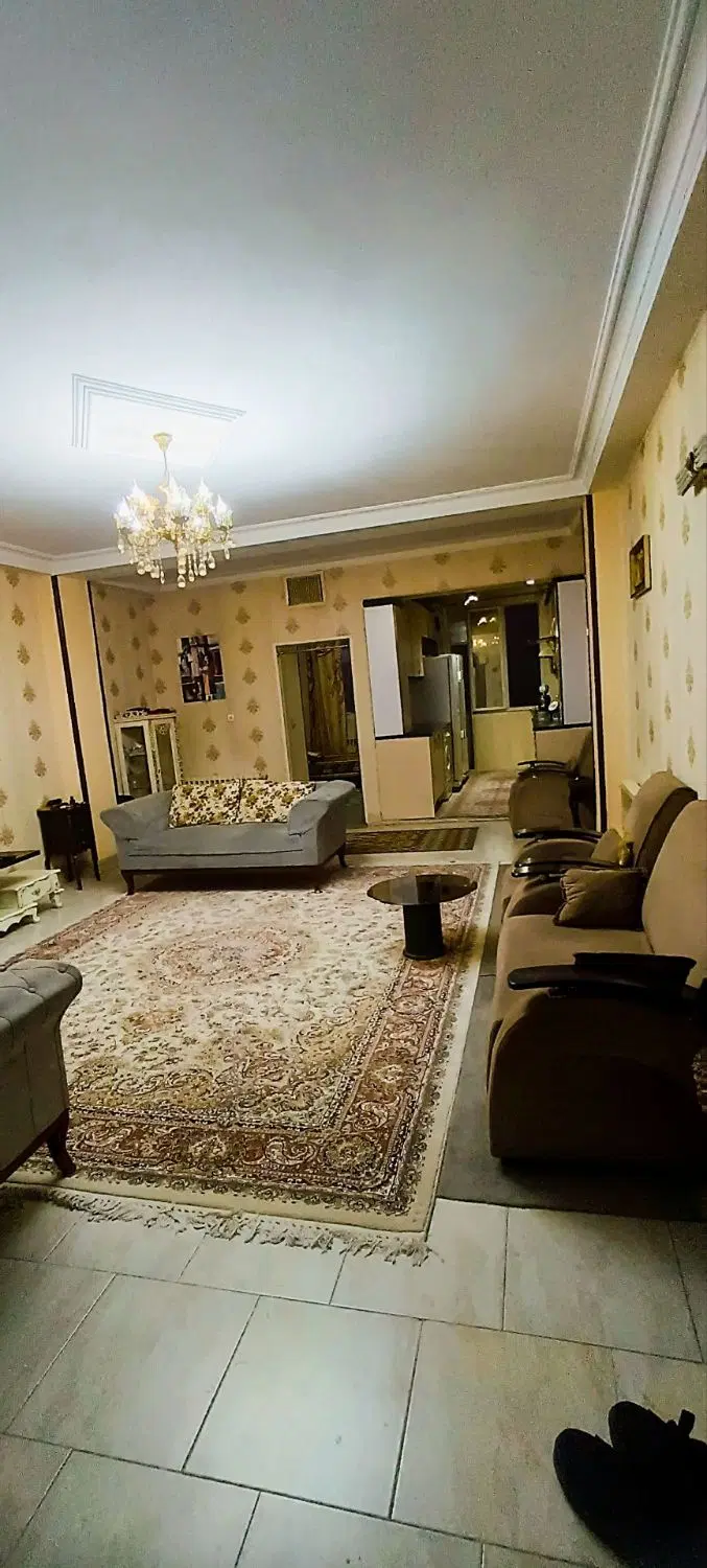 ویلایی یک خواب حیاط دار