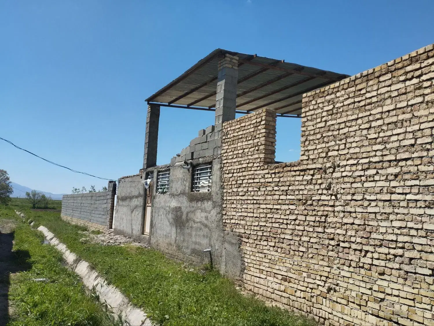 حیاط
