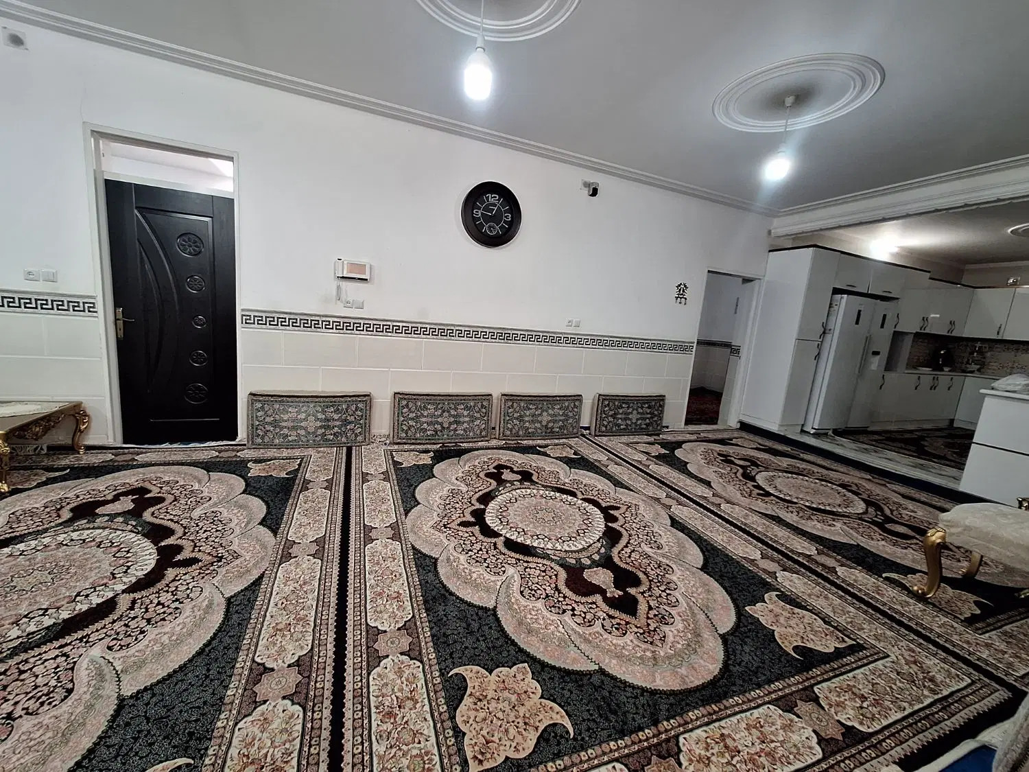 فروش منزل ویلایی دو بر همکف در قنوات