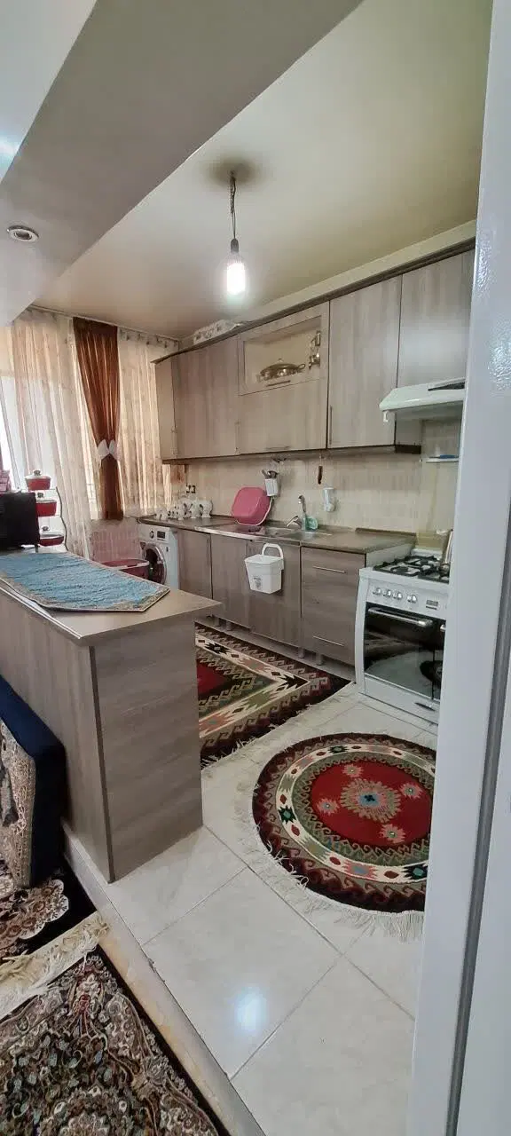 تک واحدی ۱۰۰ متری روبه نما