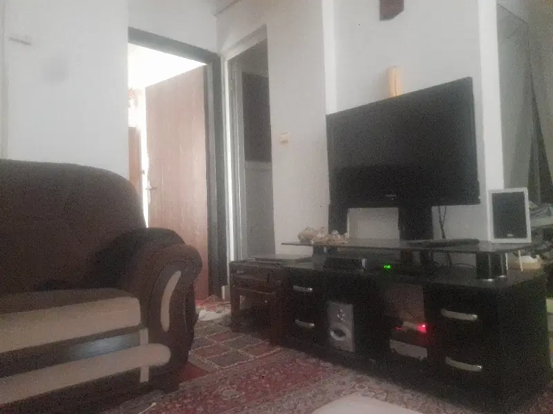 ۵۵ متری طبقه ۴ بدون اسانسور