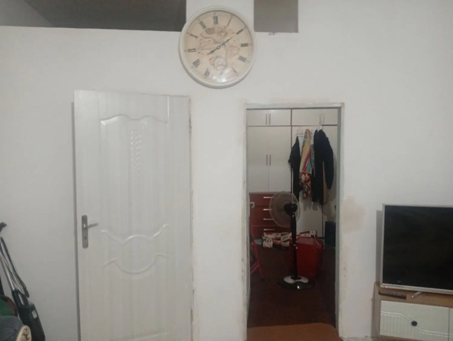 طبقه همکف دو خواب تمیزبا صحن حیاط