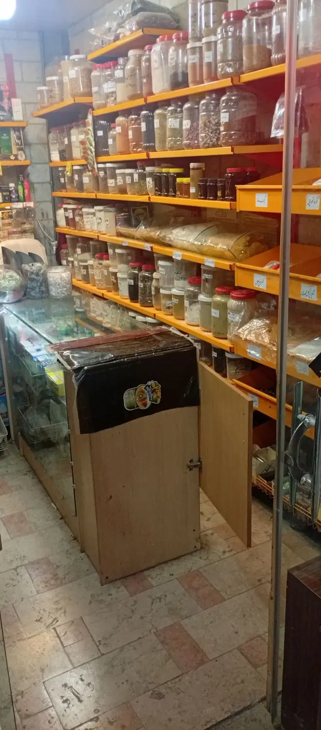 یک باب مغازه طبقه همکف پاساژ الوند