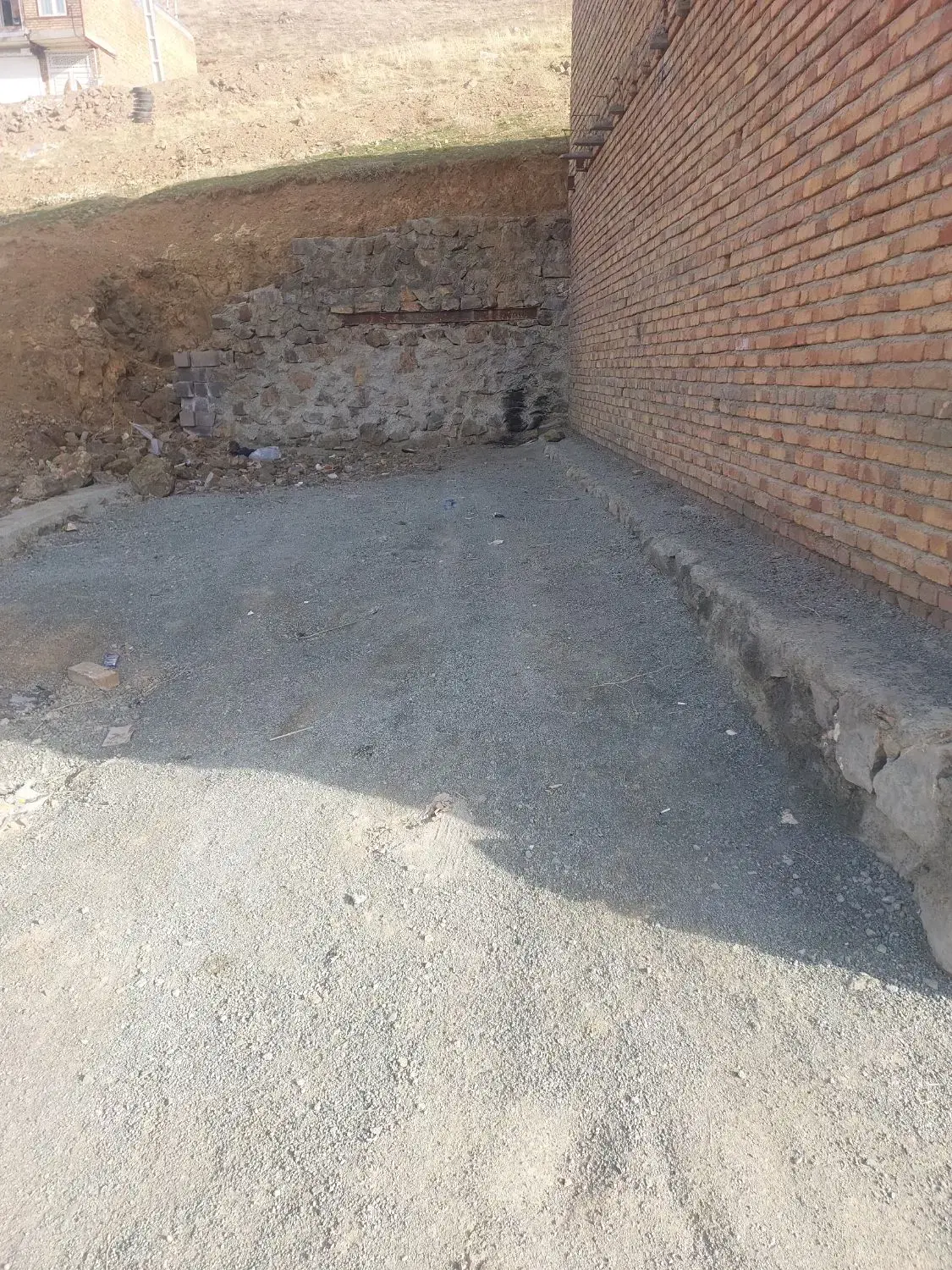 زمین ۵۰ متری آماده ساخت