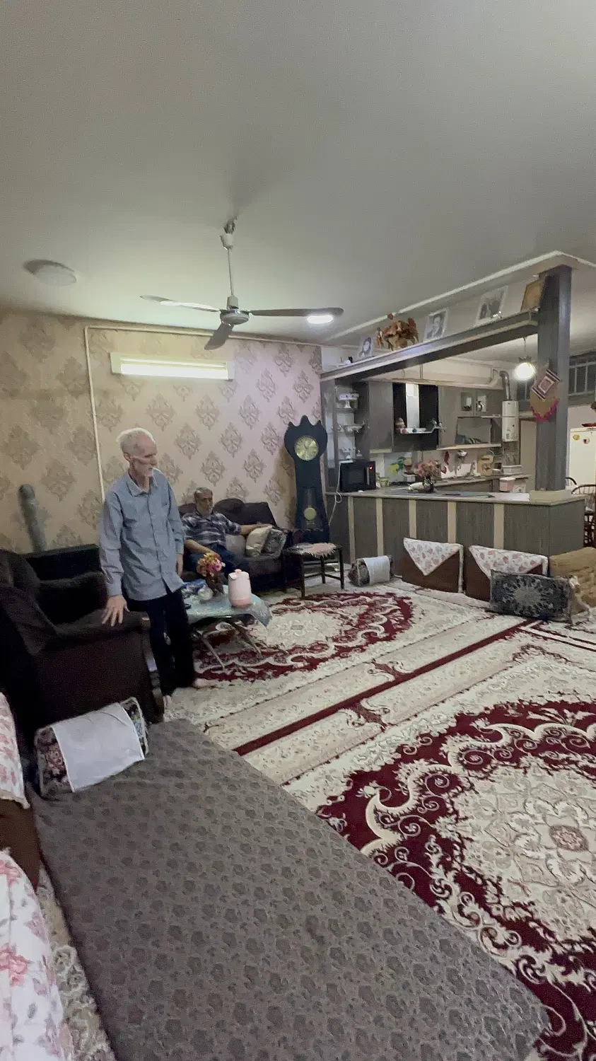 منزل مسکونی ۲ طبقه زیر قیمت