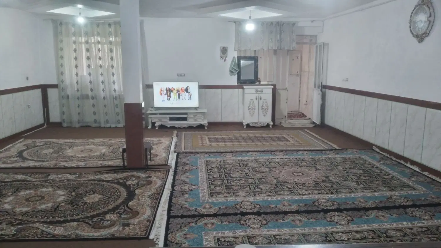 خانه اجاره ای ۲۰۰ متری راه جدا شهرک ولی عصر