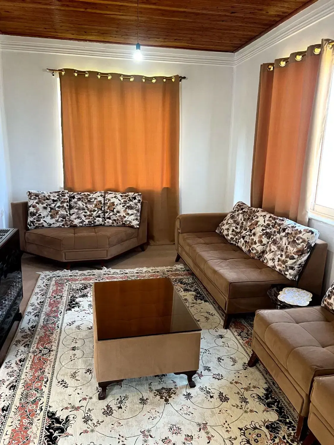 رهن و اجاره ویلای دربست جنگلی بهترین لوکیشن