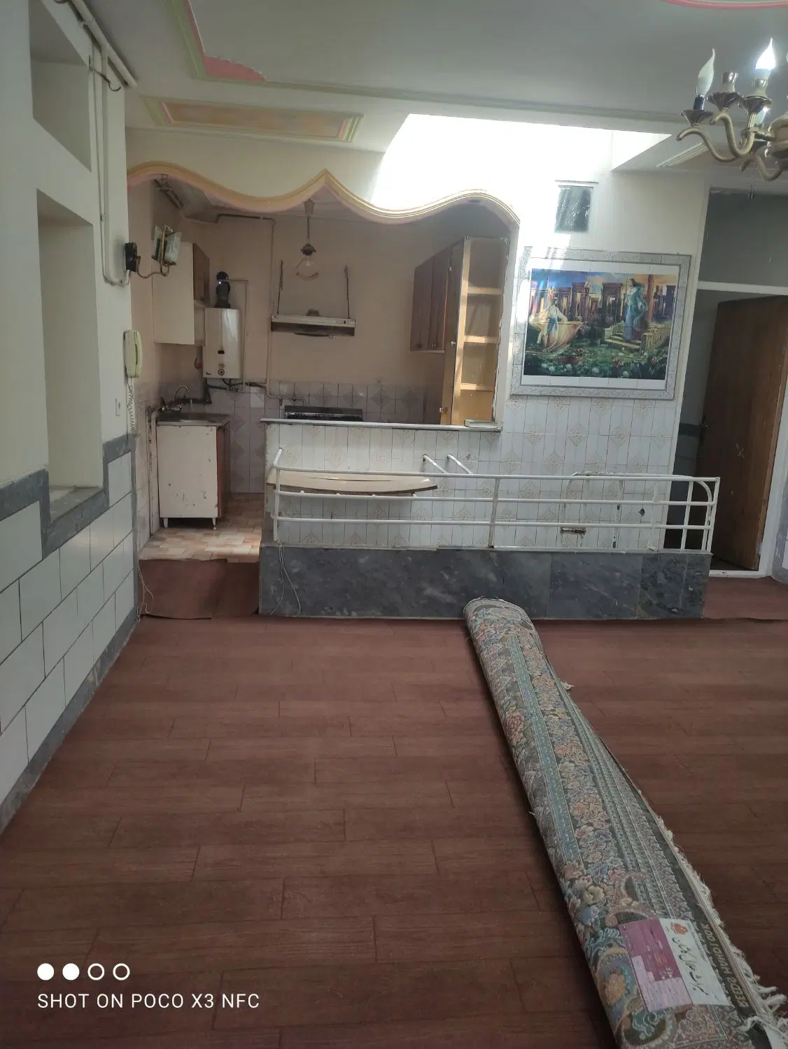 آپارتمان ۸۰ متری خیابان سده  مابین کوچه ۳۱ و۳۳